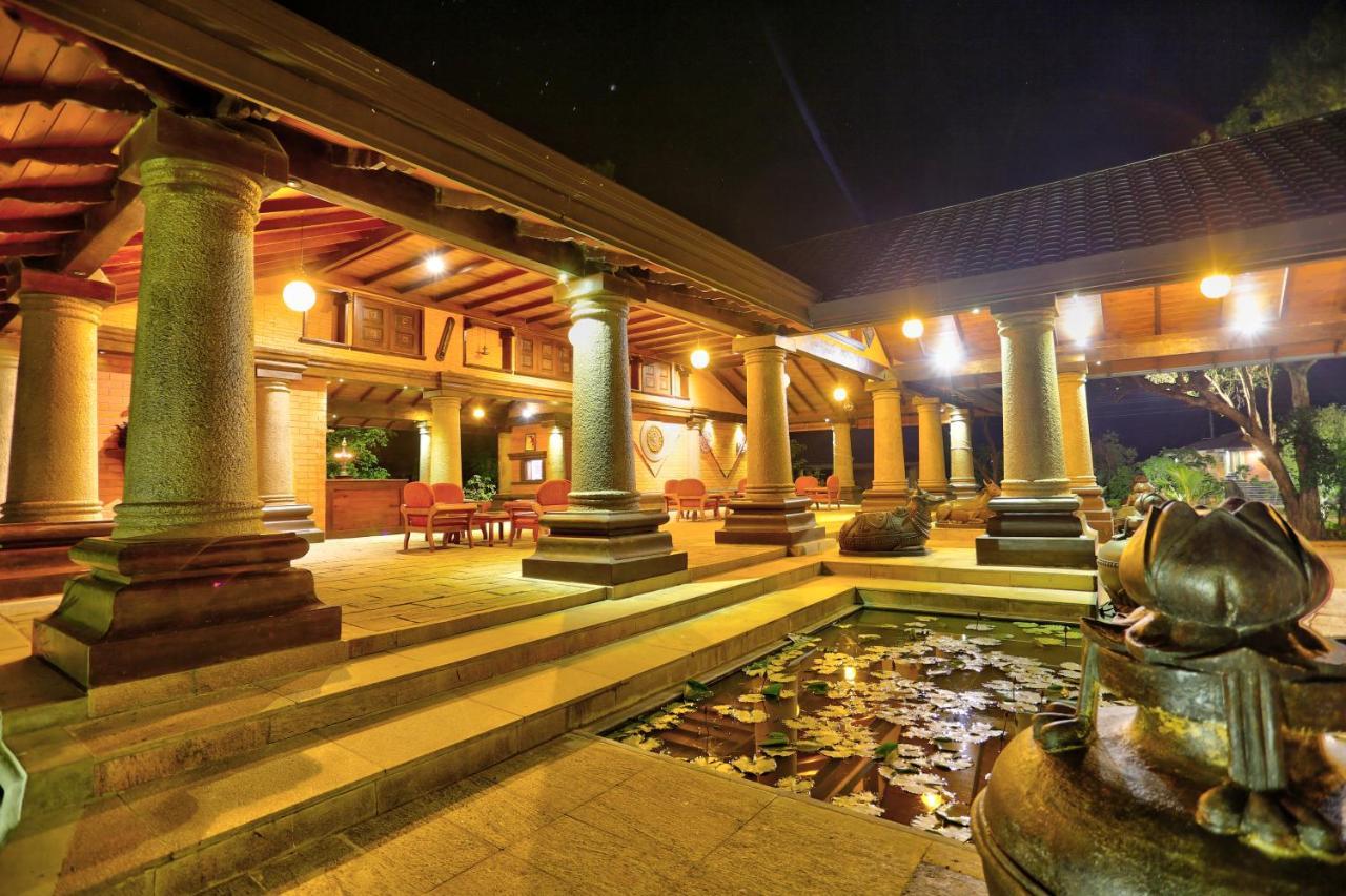 Kaveri Resort シギリヤ エクステリア 写真